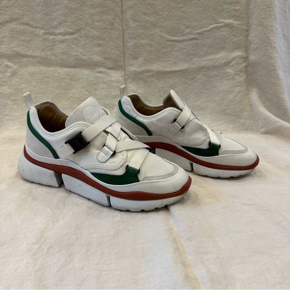 Amazing Chloe Sneakers - White with Red and Green accents - size 41 - GUC
